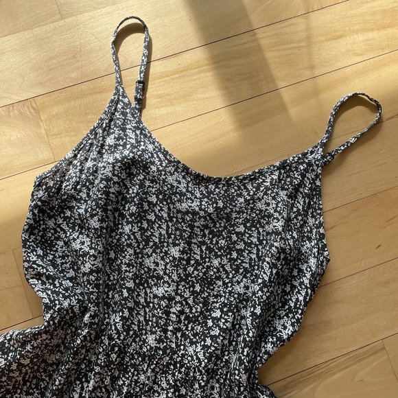 Jacqueline de Yong - Tiered Swing Dress - Picture 4 of 10